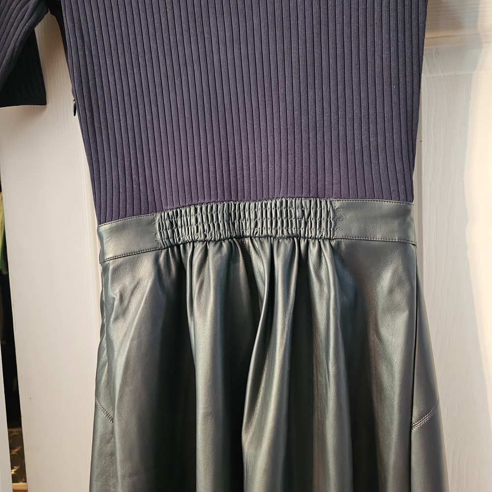 Studio Black Ribbed Top - Picture 8 of 10